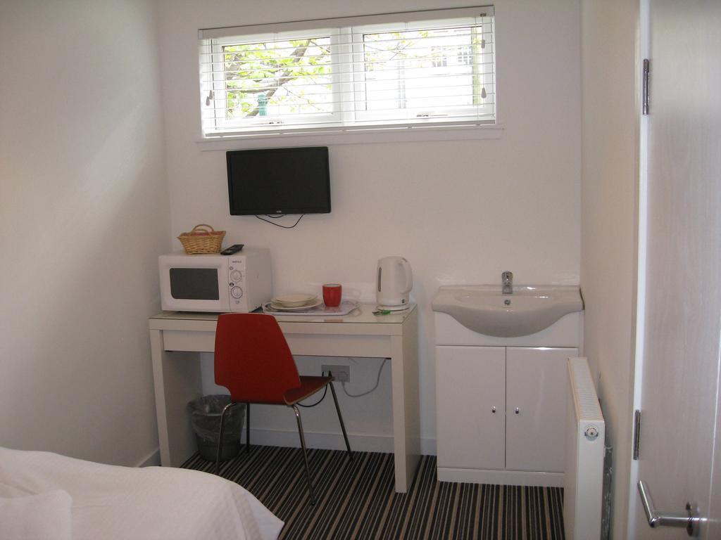 Aaran Central Guesthouse แอเบอร์ดีน ห้อง รูปภาพ